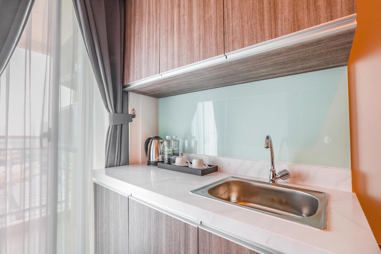 Super Oyo Collection O 16 Vittoria Residence Jakarta Kültér fotó
